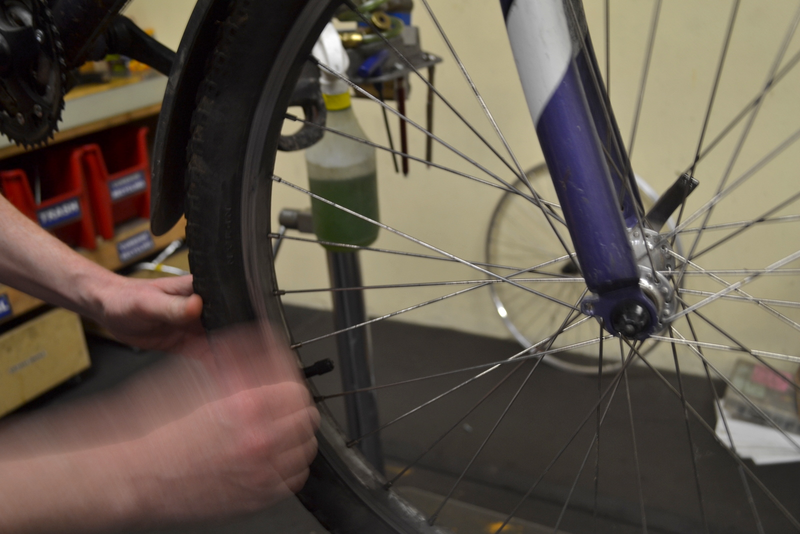 how to clean rim brake surface